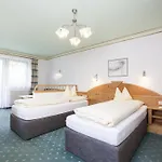 Aparthotel Hotel&appartements Alpenresidenz Viktoria 4*