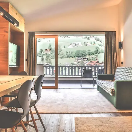 Aparthotel Hotel&appartements Alpenresidenz Viktoria 4*