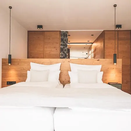 & Alpenresidenz Viktoria 4*