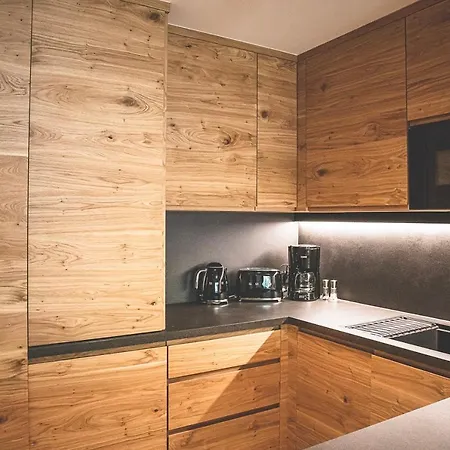 Apart-hotel & Alpenresidenz Viktoria 4*