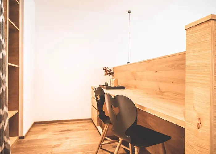 Aparthotel & Alpenresidenz Viktoria Neustift im Stubaital