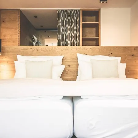 & Alpenresidenz Viktoria Aparthotel 4*